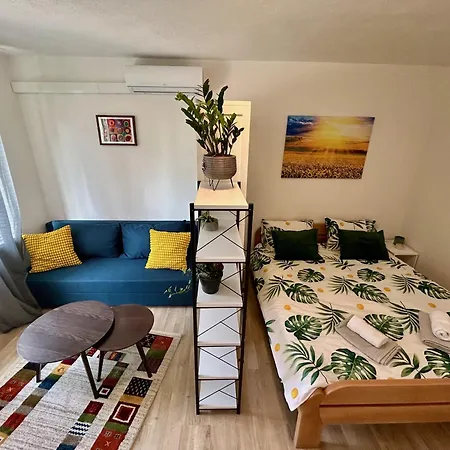 Sunflower Centar Free Parking